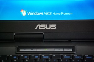 Die Installation des ASUS PRO 52RL-AP173C Laptops