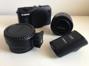 Die Canon EOS M gehört zur Gattung der Systemkameras