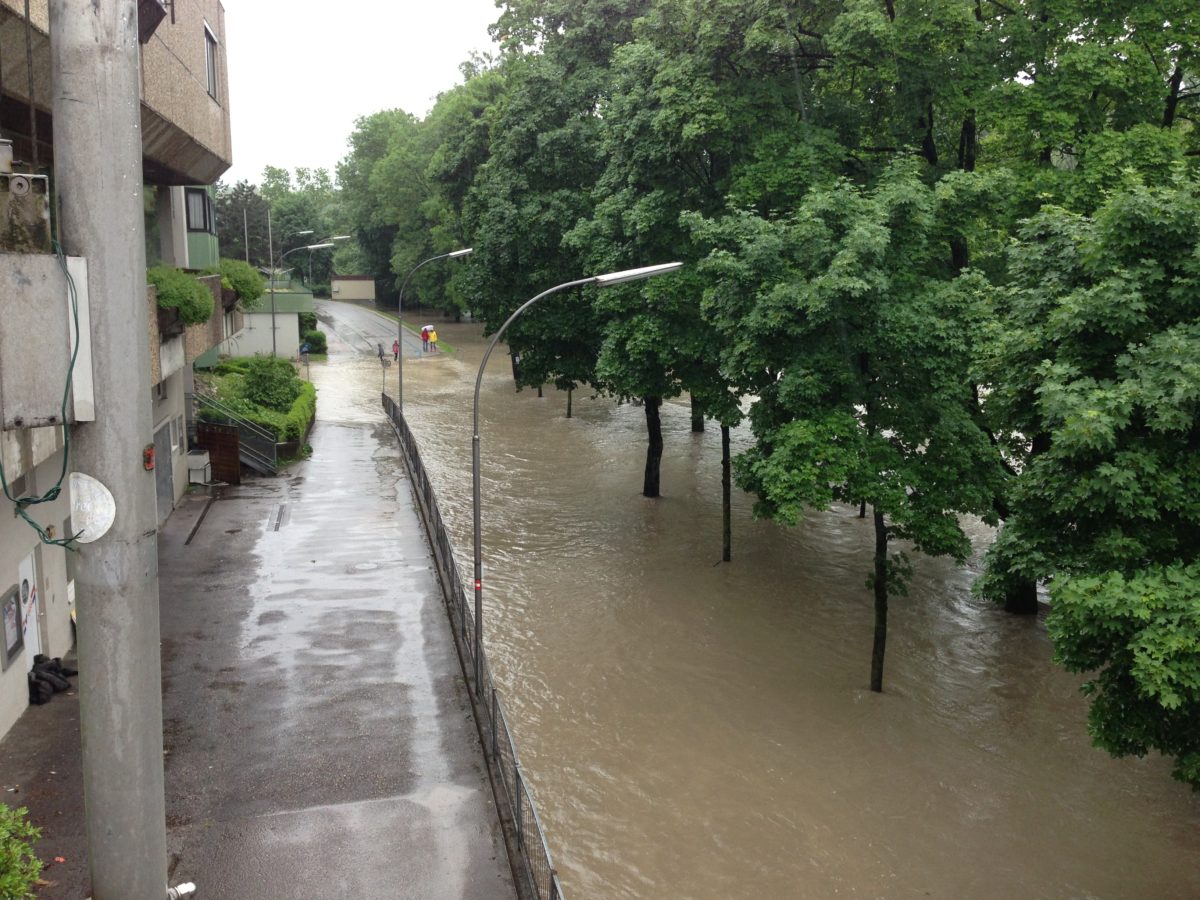 Hochwasser In Österreich Im Mai 2014 Bzw. Juni 2013: Fotos Und Videos ...