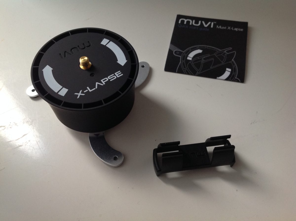 Dank der Veho Muvi X-Lapse VCC-100-XL Stativhalterung kann man ein Smartphone oder eine Digitalkamera montieren.